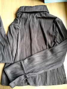 Collar Button up Top