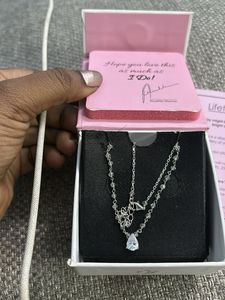 IVA Delicate Pendant Necklace