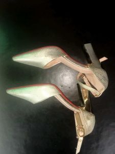 Golden Pointed Heels