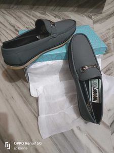 Lee Fine Gray Loafers