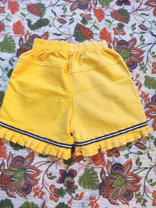 Yellow Ruffled Girl&#39;s Shorts