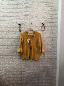 Style with swagidy 🎁 🌷Mustard Cardigan wit