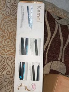 Kemei Hair Straightener