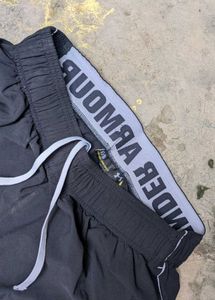 under Armour imported shorts 🩳