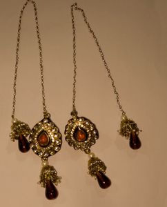 beautiful latkan ethnic earrings/jhumka