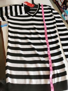 Black And White Stripped Woolen T-shirt