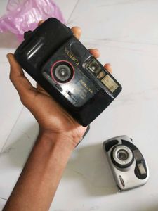 Vintage Point &amp; Shoot Camera Bundle