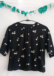 Daisy Print T-Shirt