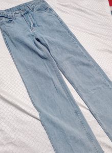 Urbanic Wide Leg Jeans!!