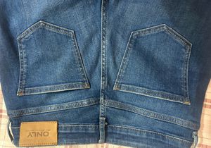 ONLY  Jeans
