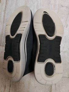 Skechers Grey Knit Slip-on Sneakers