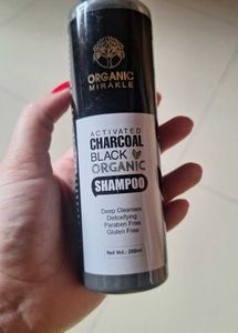 Organic Mirakle Charcoal Shampoo
