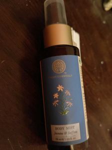 Forest Essentials Body Mist Jasmine And Saffron