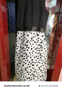 Beautiful Kurti With Flower Work