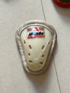 Cricket hand gloves And L Guard