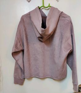 Sweatshirt With Long Sleeves And  Hood