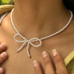 Pearl Bow Necklace