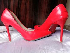 Pointed Toe Stilettos👠