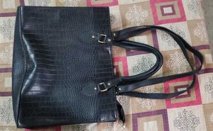 Women&#39;s  Leather Handbag