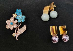 1.Modern Gold &amp; 2.Cream Ball Drop Earrings