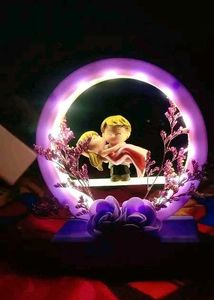 Musical Couple Showpiece With Lights