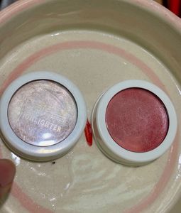 Combo of Insight blush &amp; highlighter