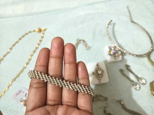 Mixed Jewelry Lot