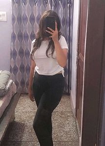 sporty look set on sale
