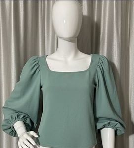 Stylish Green Balloon Sleeve Top