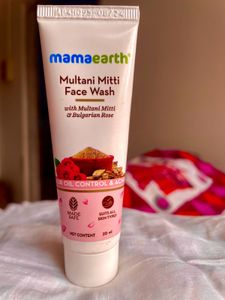 Mamaearth Multani Mitti Bulgarian Rose Face Wash