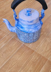 Beautiful Handcrafted Kettle  SINGLE Piece