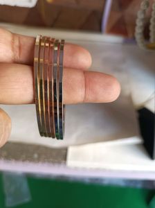 6 Matal Bangles