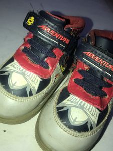 Adventure Lightning Sneakers