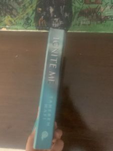Ignite Me - Tahereh Mafi