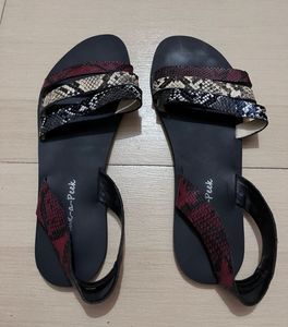 Stylish Snake Print Sandals