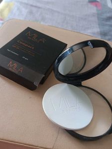 MILA BEAUTE Perfecting Compact Powder