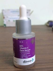 Derma Co 10% Vitamin C Face Serum
