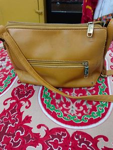 Cross bag from women