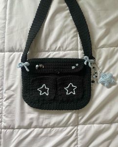 Crochet Messenger Bag!!