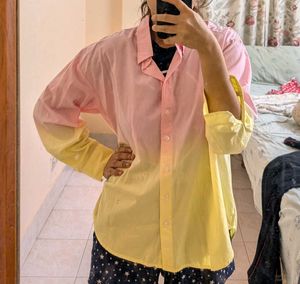 Oversized pastel shirt