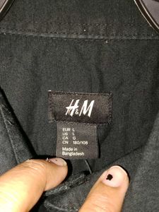 H&amp;M Men&#39;s Black Shirt (L)