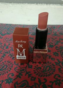 Miss Betty Matte Lipstick