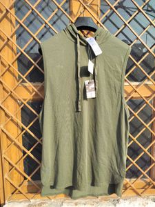 🌴DECATHLON Khaki Sleeveless Hoodie