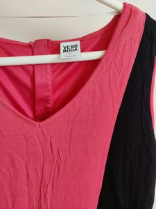Pink Sleeveless Bodycon Dress