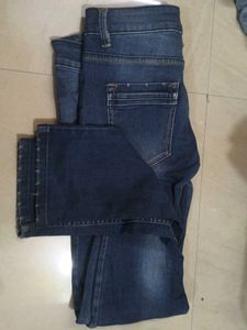 Distressed Denim Jeans of Benetton