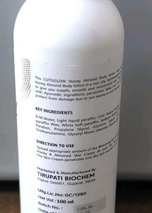 CutisGlow Honey Almond Body Lotion (1 Pc)