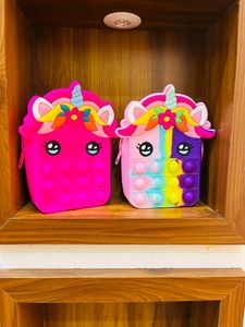 Cute Pers For Girls/-120 Per Piece