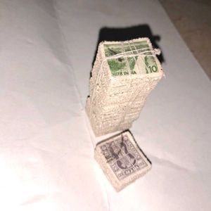 Vintage:600RepeatedStackOfStamps