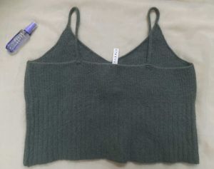 OLIVE top