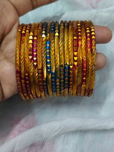 5 Set Metal Bangles